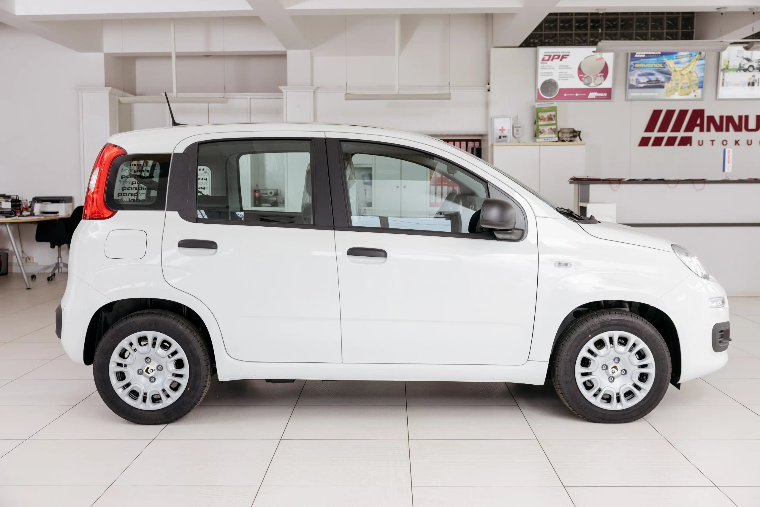 FIAT PANDINA HYBRID 1.0 70KS BSG MHEV ICON 06